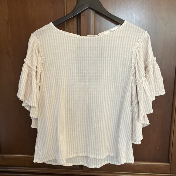 Chelsea & Theodore Womens Small White Pink Seersucker Pullover Top Ruffled Small - Picture 1 of 10